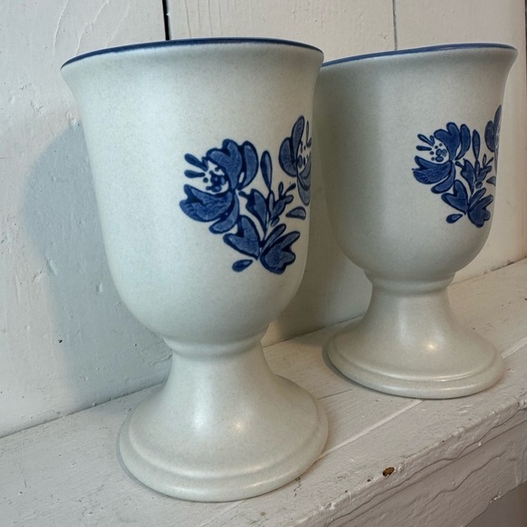 Pfaltzgraff Yorktowne Chalice Goblets Set 2 Vintage Stoneware Blue Cottagecore - Picture 3 of 10